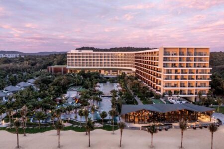 Combo 3N2Đ Crowne Plaza Phu Quoc Starbay