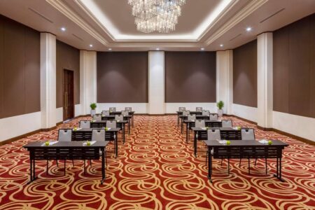 Hội nghị nửa ngày Melia Vinpearl Cua Hoi